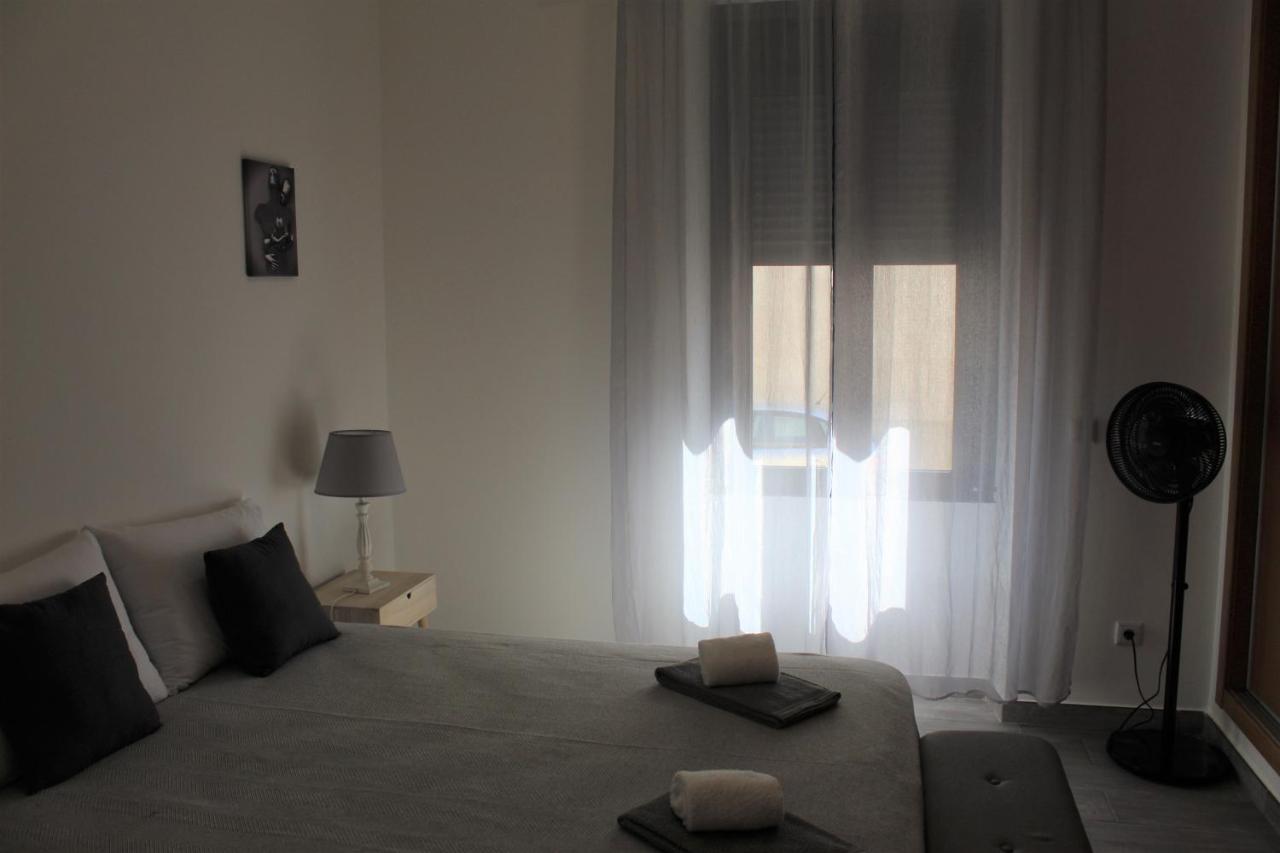 Casa Amarela: Conforto E Localizacao Perfeita! Faro Exteriér fotografie